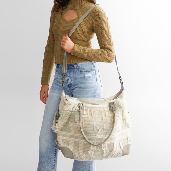 Free People Handbags - NWT Free People Quick Trip Leather Weekender Tote in Ivory Coast
